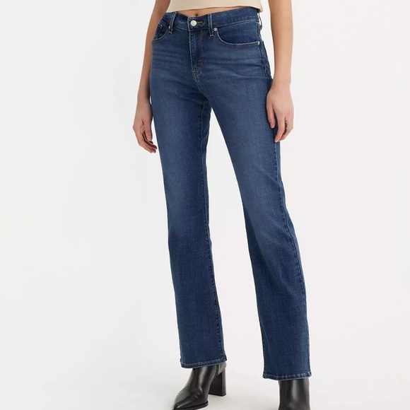 Levi's Pants - Levi’s Women’s Classic Boot Cut Size 4